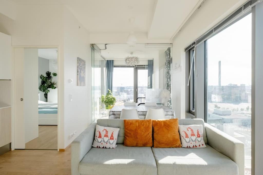 Fabulous Morden Apartment In ヘルシンキ エクステリア 写真